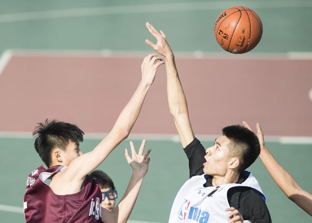 yiliu打屁股丨vk
