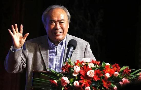 亚洲成人动漫在线观看